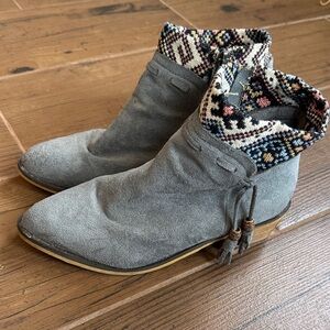 Gray Suede Ankle Boots with Patterned Cuff